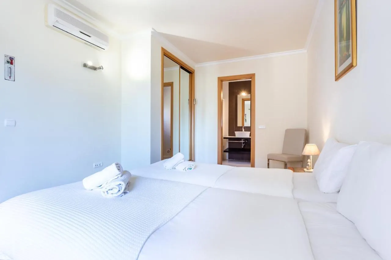 Mira Baia - Meia Praia Family Apartment Lagos 0*,