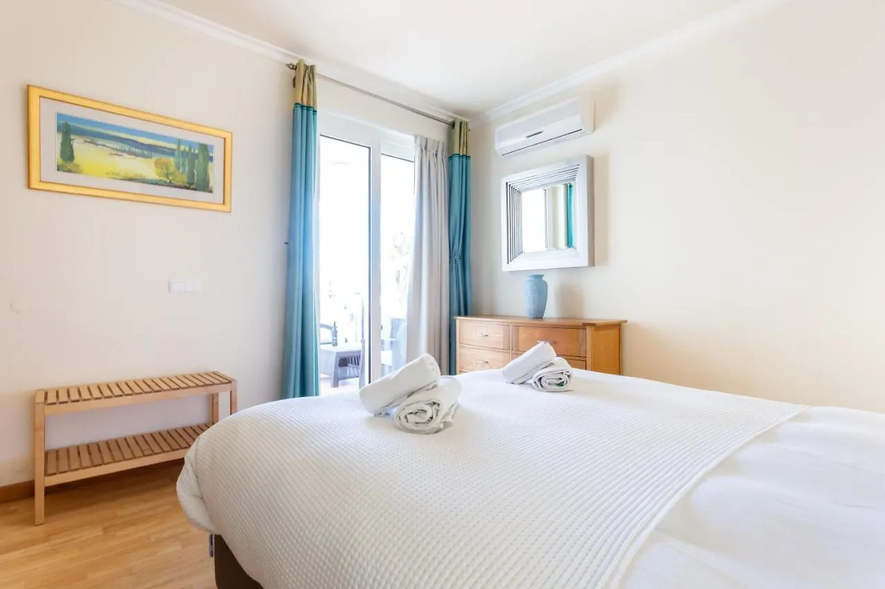 Mira Baia - Meia Praia Family Apartment Lagos